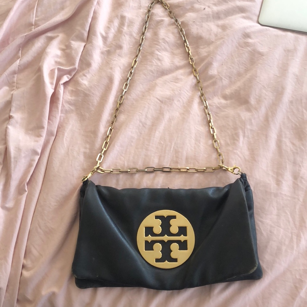 GORGEOUS BLACK&GOLD TORI BURCH BAG